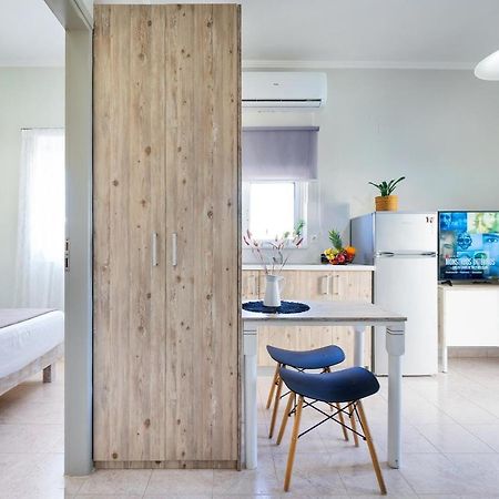 Casa Maria 300 Meters From The Sea Chrissi Akti Chania Exterior foto